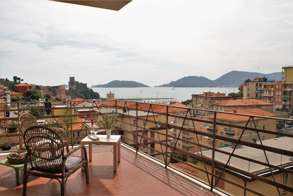 Ferienwohnung Il Terrazzo Sul Castello Lerici Exterior foto